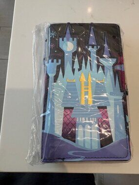 NWT Loungefly Disney Cinderella Castle Series Wallet